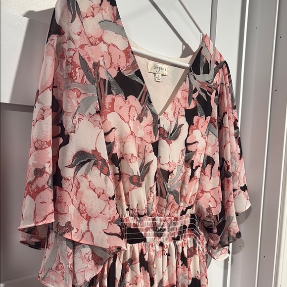 Umgee Pink and Black Midi Sundress with V-Neck and Flutter Sleeves - Picture 4 of 4